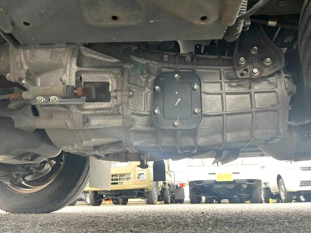 デュトロ -5度設定中温冷凍車 左サイドドア 衝突軽減ブレーキ 車線逸脱警報 坂道発進補助装置 バックモニター ETC スマートキー 5MT 積載2000KG(42枚目)