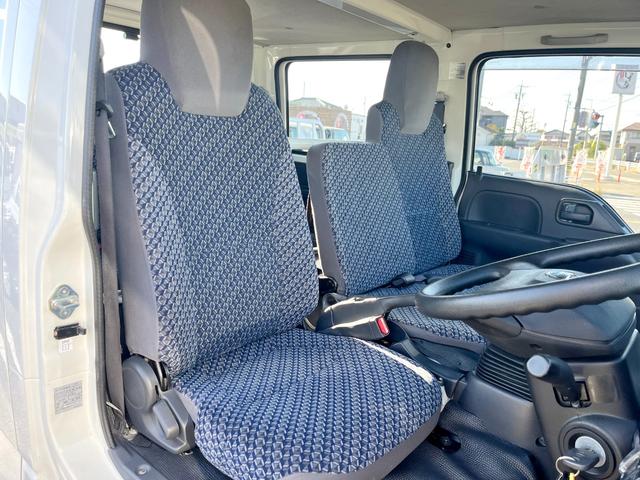 アトラストラック 1.55トンWキャブ 低床リアWタイヤ 衝突軽減ブレーキ 車線逸脱警報 坂道発進補助装置 ETC ドラレコ付き LEDヘッドライト 5MT(14枚目)