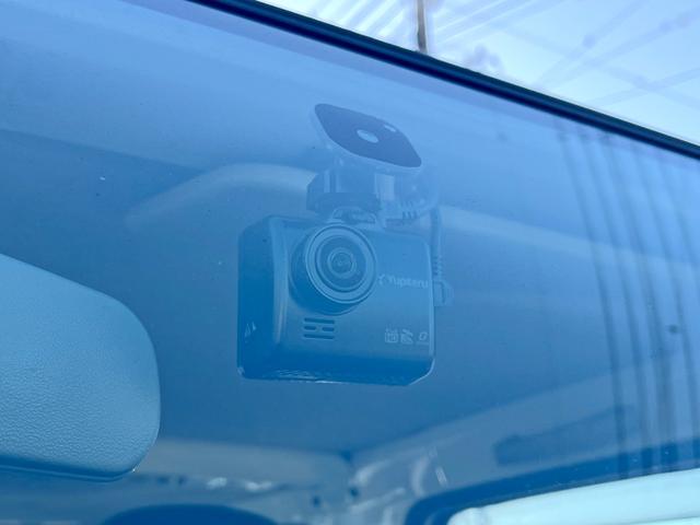 アトラストラック 1.55トンWキャブ 低床リアWタイヤ 衝突軽減ブレーキ 車線逸脱警報 坂道発進補助装置 ETC ドラレコ付き LEDヘッドライト 5MT(24枚目)