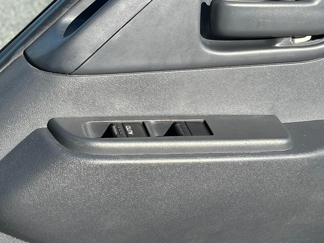 アトラストラック 1.55トンWキャブ 低床リアWタイヤ 衝突軽減ブレーキ 車線逸脱警報 坂道発進補助装置 ETC ドラレコ付き LEDヘッドライト 5MT(26枚目)