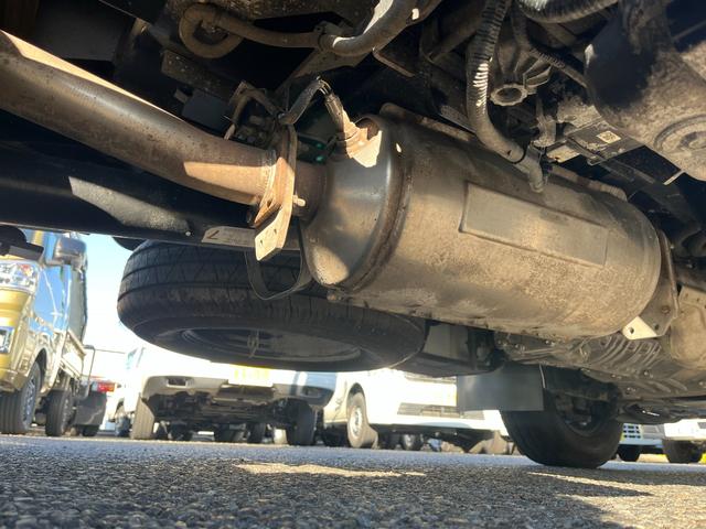 アトラストラック 1.55トンWキャブ 低床リアWタイヤ 衝突軽減ブレーキ 車線逸脱警報 坂道発進補助装置 ETC ドラレコ付き LEDヘッドライト 5MT(33枚目)