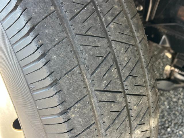 アトラストラック 1.55トンWキャブ 低床リアWタイヤ 衝突軽減ブレーキ 車線逸脱警報 坂道発進補助装置 ETC ドラレコ付き LEDヘッドライト 5MT(39枚目)