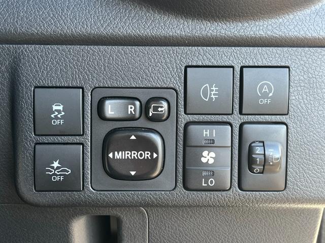 タウンエースバン ＧＬ　４ＷＤ　荷室収納棚付き　衝突軽減ブレーキ　車線逸脱警報　ナビ　バックモニター　ＥＴＣ　リアヒーター付き　ＬＥＤヘッドライト　キーレス　ＡＴ車（27枚目）