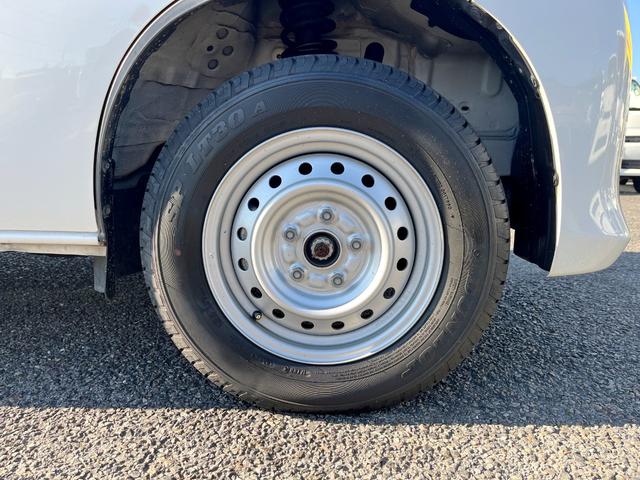 タウンエースバン ＧＬ　４ＷＤ　荷室収納棚付き　衝突軽減ブレーキ　車線逸脱警報　ナビ　バックモニター　ＥＴＣ　リアヒーター付き　ＬＥＤヘッドライト　キーレス　ＡＴ車（41枚目）