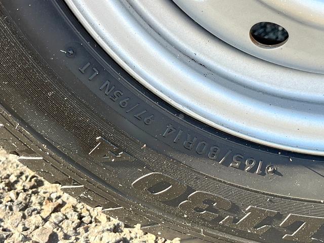 タウンエースバン ＧＬ　４ＷＤ　荷室収納棚付き　衝突軽減ブレーキ　車線逸脱警報　ナビ　バックモニター　ＥＴＣ　リアヒーター付き　ＬＥＤヘッドライト　キーレス　ＡＴ車（44枚目）