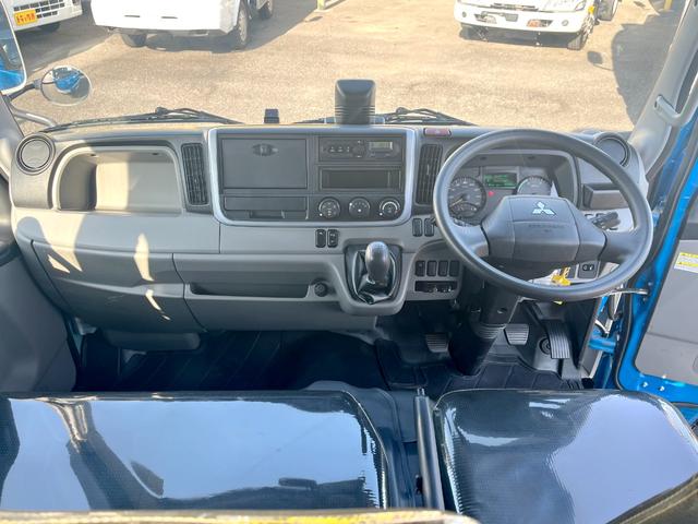 キャンター ２トン６人乗りＷキャブ　荷台床鉄板貼り　車線逸脱警報　リアヒーター付き　ＥＴＣ　ドラレコ　電動格納ミラー　５ＭＴ（13枚目）