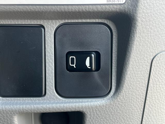 キャンター ２トン６人乗りＷキャブ　荷台床鉄板貼り　車線逸脱警報　リアヒーター付き　ＥＴＣ　ドラレコ　電動格納ミラー　５ＭＴ（23枚目）