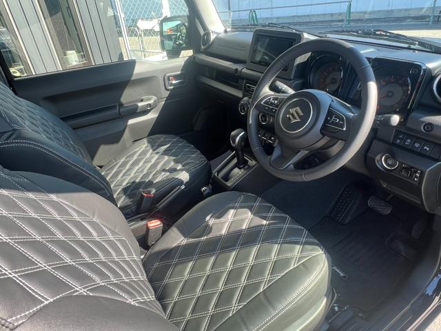 ジムニー ＸＣ　ＤＡＭＤダムド　ｌｉｔｔｌｅＧ　ＳＴＡＮＤＡＲＤ　クラッツィオシートカバー　社外ナビ　バックカメラ　登録届け出済未使用車（6枚目）