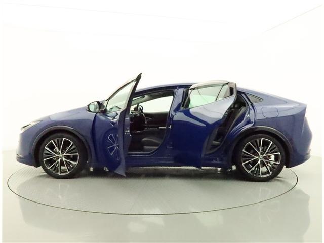 プリウス Z 試乗車 DA フルセグ 全方位モニター ドラレコ衝突被害軽減システム ETC 電動シート スマートキー LED AW サイドバイザー クリアランスソナー パワーバックドア シートヒーター オートライト(2枚目)