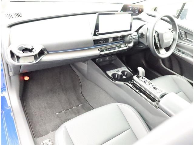 プリウス Z 試乗車 DA フルセグ 全方位モニター ドラレコ衝突被害軽減システム ETC 電動シート スマートキー LED AW サイドバイザー クリアランスソナー パワーバックドア シートヒーター オートライト(6枚目)