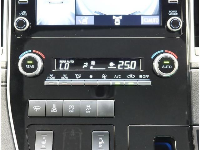 グランエース プレミアム　革シート　ディーゼル　ナビ＆ＴＶ　両側電動スライド　メモリーナビ　フルセグ　後席モニター　バックカメラ　ドラレコ　ＤＶＤ再生　ミュージックプレイヤー接続可　衝突被害軽減システム　ＥＴＣ　３列シート（9枚目）