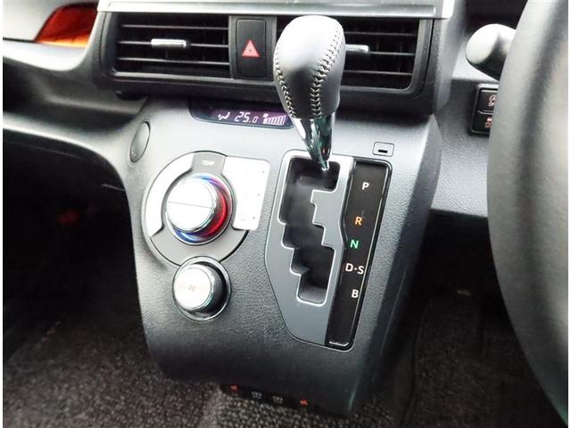 シエンタ ファンベースＧ　ナビ＆ＴＶ　両側電動スライド　メモリーナビ　フルセグ　バックカメラ　ドラレコ　ＤＶＤ再生　ミュージックプレイヤー接続可　衝突被害軽減システム　ＥＴＣ　スマートキー　ＬＥＤヘッドランプ　ウオークスルー（14枚目）