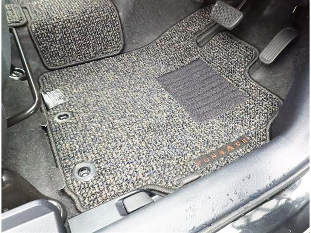 シエンタ ファンベースＧ　ナビ＆ＴＶ　両側電動スライド　メモリーナビ　フルセグ　バックカメラ　ドラレコ　ＤＶＤ再生　ミュージックプレイヤー接続可　衝突被害軽減システム　ＥＴＣ　スマートキー　ＬＥＤヘッドランプ　ウオークスルー（31枚目）