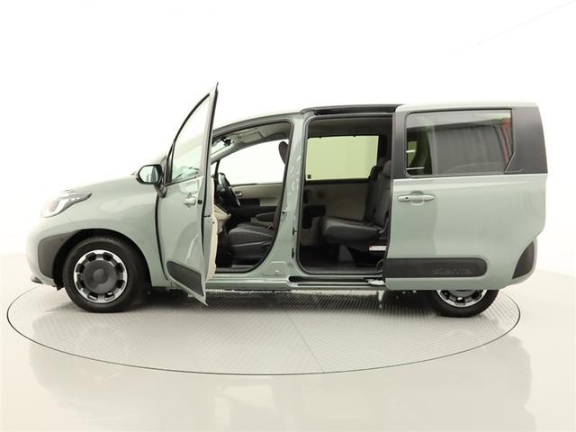 シエンタ ハイブリッドＺ　ハイブリッド　ナビ＆ＴＶ　両側電動スライド　メモリーナビ　フルセグ　バックカメラ　ドラレコ　ミュージックプレイヤー接続可　衝突被害軽減システム　ＥＴＣ　３列シート　スマートキー　ＬＥＤヘッドランプ（2枚目）