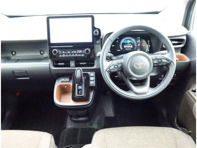 シエンタ ハイブリッドZ 4WD ハイブリッド ナビ&TV 両側電動スライド メモリーナビ フルセグ バックカメラ ドラレコ ミュージックプレイヤー接続可 衝突被害軽減システム ETC 3列シート スマートキー ウオークスルー(5枚目)