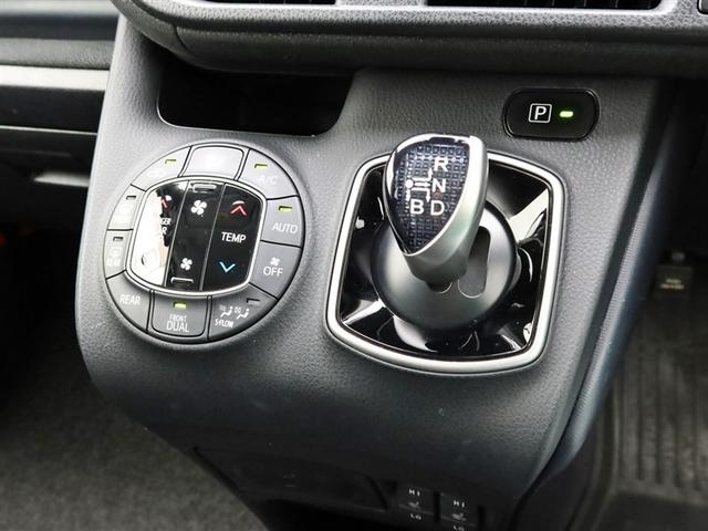 ノア ハイブリッドG ハイブリッド ナビ&TV 両側電動スライド メモリーナビ フルセグ 後席モニター バックカメラ ドラレコ DVD再生 ミュージックプレイヤー接続可 衝突被害軽減システム ETC 3列シート 記録簿(12枚目)