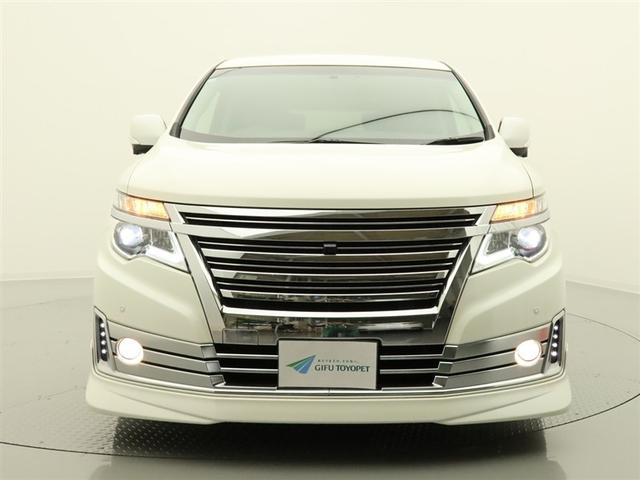 エルグランド ライダー　革シート　ナビ＆ＴＶ　両側電動スライド　メモリーナビ　フルセグ　後席モニター　バックカメラ　ドラレコ　ＤＶＤ再生　ミュージックプレイヤー接続可　ＥＴＣ　３列シート　電動シート　スマートキー　フルエアロ（16枚目）