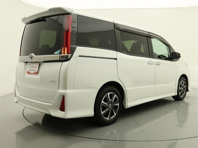 ノア Si ダブルバイビーIII ナビ&TV 両側電動スライド メモリーナビ フルセグ バックカメラ ドラレコ DVD再生 ミュージックプレイヤー接続可 衝突被害軽減システム ETC 3列シート スマートキー LEDヘッドランプ CD(3枚目)