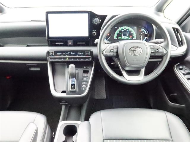 ノア ハイブリッドＳ－Ｚ　両側電動スライド　ナビフルセグ　全方位モニター　Ｗエアコン　衝突被害軽減システム　ＥＴＣ　スマートキー　ＬＥＤ　ＦＯＧ　リヤワイパー　クリアランスソナー　シートヒーター　ＡＷ　オートライトワンオーナー（5枚目）