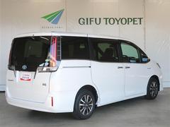 ボディーコーティングも扱っています。車体によって金額が異なりますので、お気軽にご相談下さいませ。中古車だからこそ・・・この期に施工されるお客様が多いんですよ！ 3