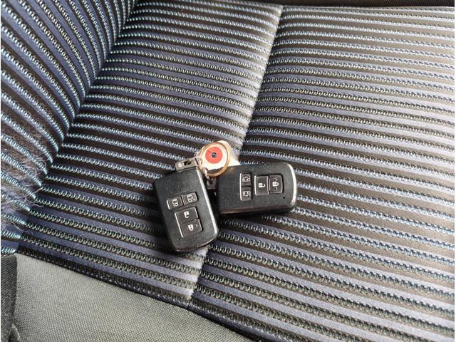 ヴォクシー ZS 煌II 両側電動スライドドア LEDヘッドライト ステアリングスイッチ アイドリングストップ リアロールサンシェード オートライト デュアルオートエアコン 純正16インチAW リアエアコン(31枚目)