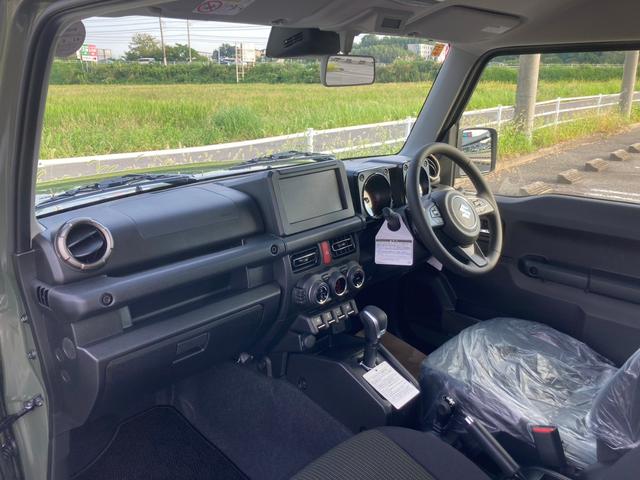 ジムニー ＸＣ　スズキセーフティサポート装着車　ＬＥＤヘッドライト　クルーズコントロール　ヒーテッドドアミラー　シートヒーター　スマートキー＆プッシュスタート　本革巻ステアリングホイール　純正１６インチアルミ（28枚目）