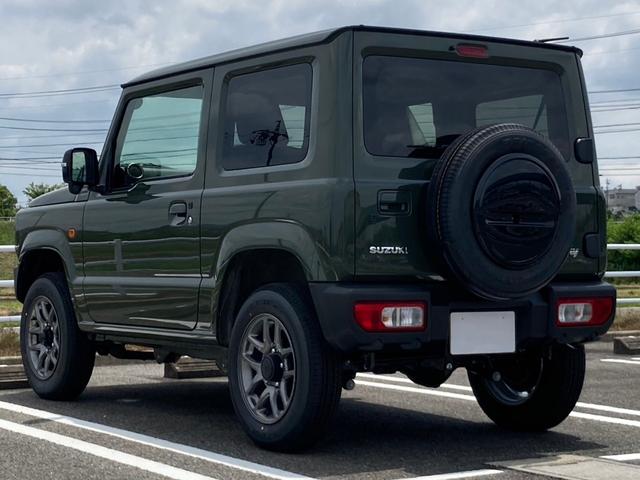 ジムニー XC LEDヘッドランプ スズキセーフティサポート スマートキー&プッシュスタート クルーズコントロール 本革巻ステアリング フルオートエアコン ヒーテッドドアミラー シートヒータ 純正16インチアルミ(7枚目)