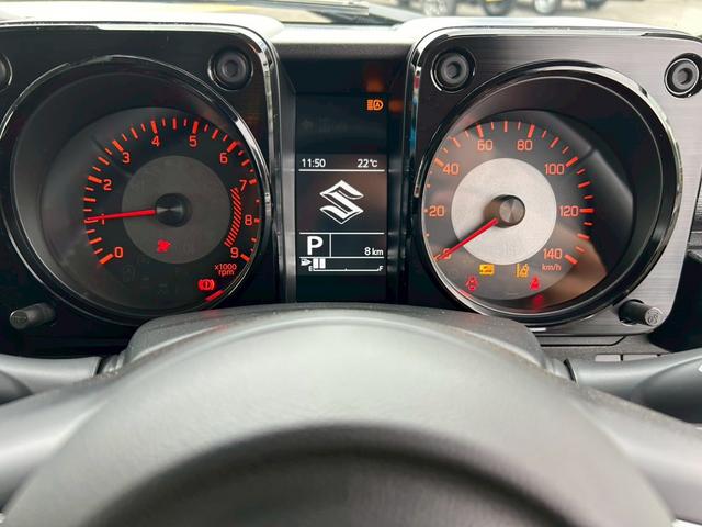 ジムニー XC LEDヘッドランプ スズキセーフティサポート スマートキー&プッシュスタート クルーズコントロール 本革巻ステアリング フルオートエアコン ヒーテッドドアミラー シートヒータ 純正16インチアルミ(23枚目)