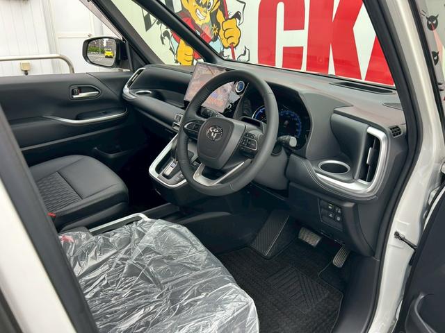 ノア ハイブリッドS-Z 快適利便パッケージHI ドライビングサポート ディスプレイオーディオPlus 前後ドラレコ LEDヘッド・フォグランプ ブラインドスポットモニター 両側電動パワースライドドア パワーバックドア(14枚目)