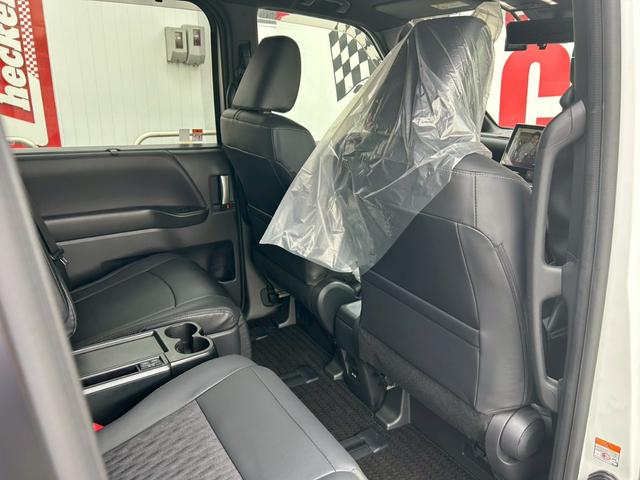 ノア ハイブリッドS-Z 快適利便パッケージHI ドライビングサポート ディスプレイオーディオPlus 前後ドラレコ LEDヘッド・フォグランプ ブラインドスポットモニター 両側電動パワースライドドア パワーバックドア(20枚目)