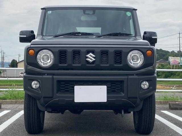 ジムニー XC スズキセーフティサポート LEDヘッドランプ ヘッドランプウォッシャー 本革巻ステアリングホイール 運転席・助手席シートヒーター 全面UVカット機能ガラス LEDサイドターンランプ付ドアミラー(3枚目)