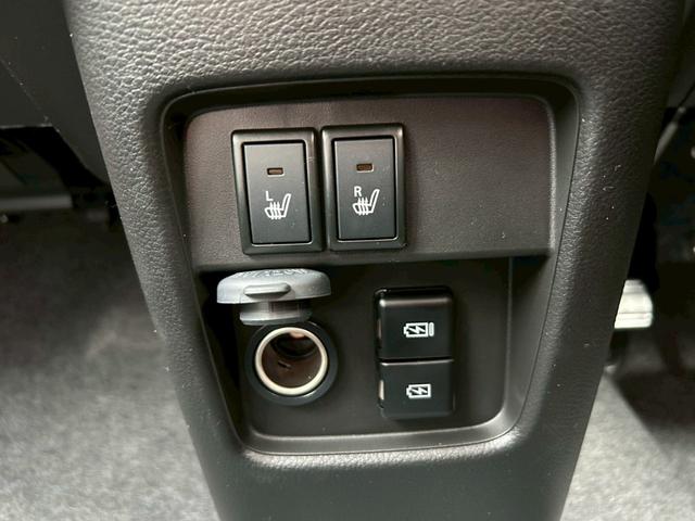 ハスラー ハイブリッドX 全方位モニター付メモリーナビ スズキセーフティサポート LEDヘッド・フォグランプ 本革巻ステアリングホイール 360°プレミアムUV&IRカットガラス USB電源ソケット 純正15インチアルミ(37枚目)