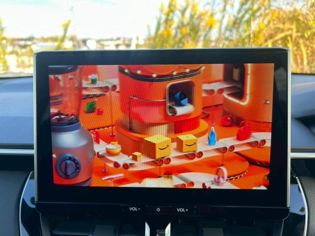 カローラクロス ハイブリッド　Ｚ　トヨタセーフティセンス　パノラマルーフ　アダプティックハイビーム　ブラインドスポットモニター　ＳＥＡ　パノラミックビューモニター　ＬＥＤフロントフォグランプ　本革巻ステアリング　パワーバックドア（27枚目）