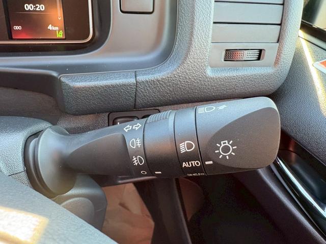 ハイエースバン ロングスーパーＧＬ　トヨタセーフティセンス　パノラミックビューモニター　両側パワースライドドア　イージークローザー　ＬＥＤヘッドランプ　パノラミックビューモニター　デジタルインナーミラー　寒冷地仕様　　ＡＣ１００Ｖ（24枚目）