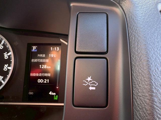 ハイエースバン ロングスーパーＧＬ　トヨタセーフティセンス　パノラミックビューモニター　両側パワースライドドア　イージークローザー　ＬＥＤヘッドランプ　パノラミックビューモニター　デジタルインナーミラー　寒冷地仕様　　ＡＣ１００Ｖ（27枚目）