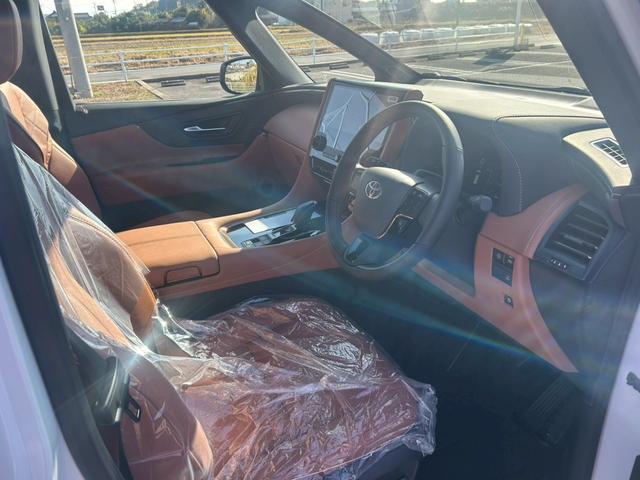 ヴェルファイアハイブリッド Z プレミア トヨタセーフティセンス 左右独立ムーンルーフ BSM+SEA LEDヘッドランプ エグゼクティブパワーシート 後席ディスプレイ ディスプレイオーディオPlus ユニバーサルステップ アドバンストパーク(10枚目)