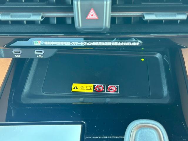 ヴェルファイアハイブリッド Z プレミア トヨタセーフティセンス 左右独立ムーンルーフ BSM+SEA LEDヘッドランプ エグゼクティブパワーシート 後席ディスプレイ ディスプレイオーディオPlus ユニバーサルステップ アドバンストパーク(35枚目)