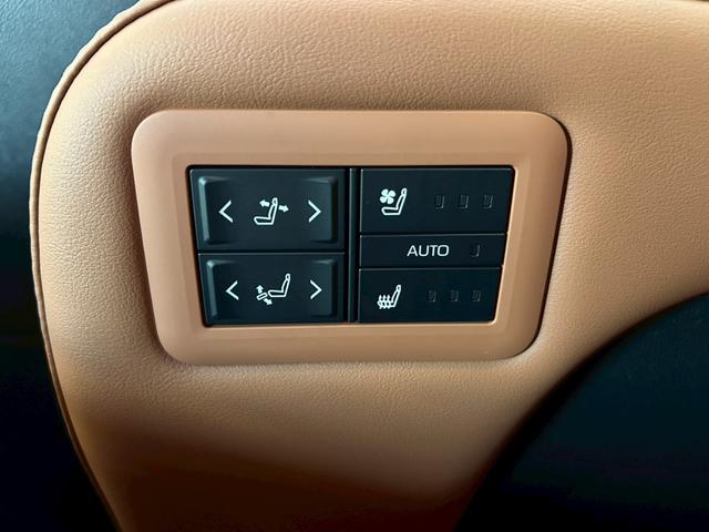 ヴェルファイアハイブリッド Z プレミア トヨタセーフティセンス 左右独立ムーンルーフ BSM+SEA LEDヘッドランプ エグゼクティブパワーシート 後席ディスプレイ ディスプレイオーディオPlus ユニバーサルステップ アドバンストパーク(43枚目)