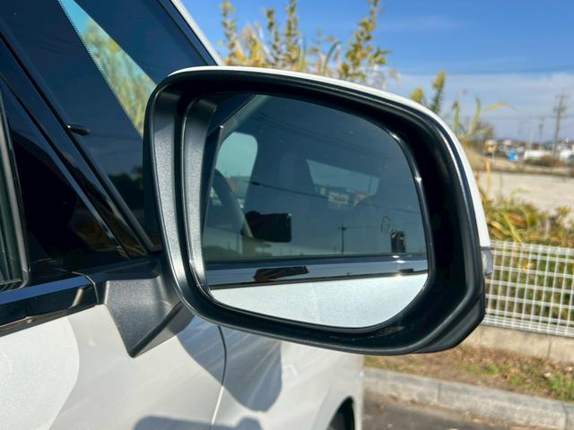 ヴェルファイアハイブリッド Z プレミア トヨタセーフティセンス 左右独立ムーンルーフ BSM+SEA LEDヘッドランプ エグゼクティブパワーシート 後席ディスプレイ ディスプレイオーディオPlus ユニバーサルステップ アドバンストパーク(51枚目)