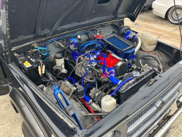 ジムニー サマーウインド　リミテッド　リフトアップ車　エンジンオーバーホール済　ピストン新品　ポート研磨　セルモーター新品　社外エアコリーナー　アルミバンパー　シエラ純正１５インチアルミ　ドライブレコーダー（5枚目）