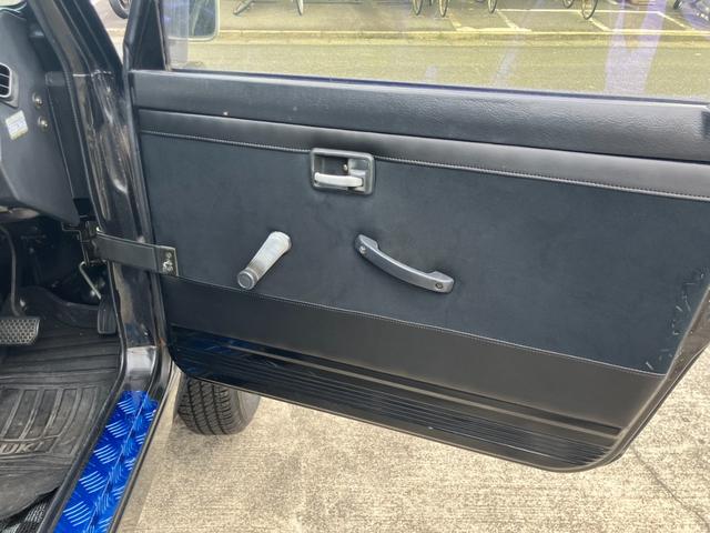 ジムニー サマーウインド　リミテッド　リフトアップ車　エンジンオーバーホール済　ピストン新品　ポート研磨　セルモーター新品　社外エアコリーナー　アルミバンパー　シエラ純正１５インチアルミ　ドライブレコーダー（28枚目）