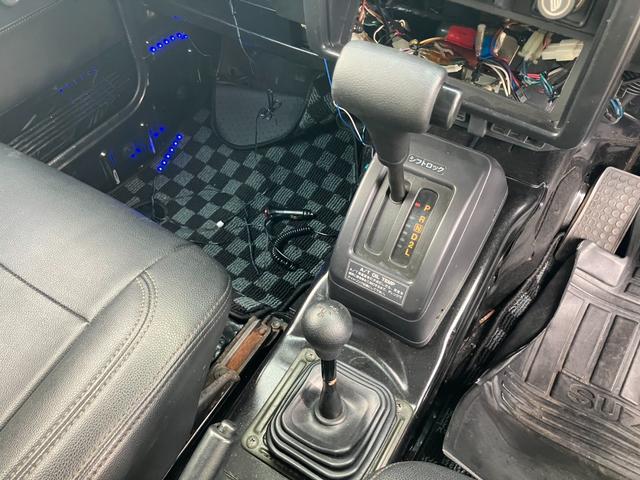 ジムニー サマーウインド　リミテッド　リフトアップ車　エンジンオーバーホール済　ピストン新品　ポート研磨　セルモーター新品　社外エアコリーナー　アルミバンパー　シエラ純正１５インチアルミ　ドライブレコーダー（30枚目）