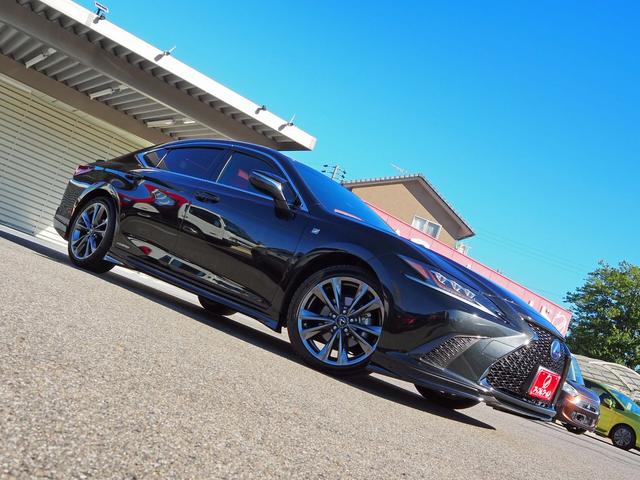 ＥＳ ＥＳ３００ｈ　Ｆスポーツ　ＴＲＤエアロ　ＴＲＤ４本出しマフラー　サンルーフ　純正ナビ　バックカメラ　セーフティシステム　レーダークルーズ　ＢＳＭ　デジタルインナーミラー　パワートランクリッド　ＨＵＤ　前後ドラレコ　ＥＴＣ（13枚目）