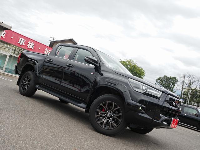 ハイラックス Ｚ　ＧＲスポーツ　４ＷＤ　トノカバー　純正ディスプレイオーディオ　ナビ　パノラミックビューモニター　プリクラッシュ　レーダークルコン　クリアランスソナー　ハーフ合皮シート　パワーシート　ＬＥＤヘッド　ＬＥＤフォグ（10枚目）