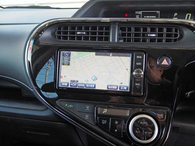 アクア S セーフティセンス プリクラッシュ 純正SDナビ バックカメラ フルセグTV Bluetooth LEDヘッドライト ETC ステアリモコン オートライト レーンディパーチャーアラート 先行車発進告知(4枚目)