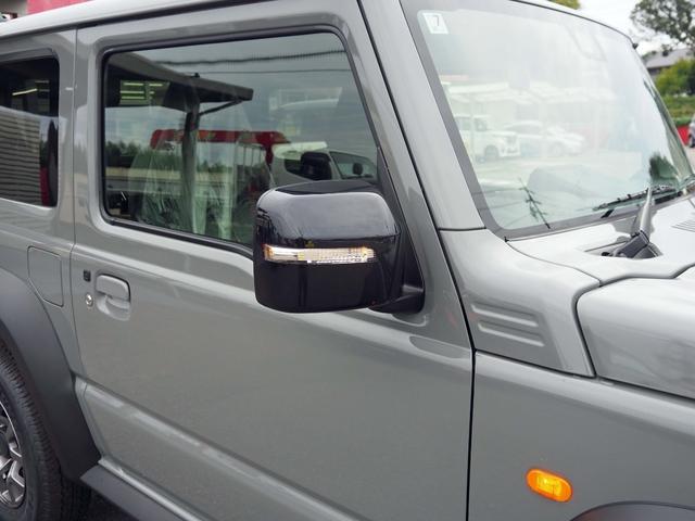 ジムニーシエラ ＪＣ　登録済み未使用車　純正フロアマット　セーフティサポート　デュアルカメラブレーキサポート　クルーズコントロール　ステアリモコン　リアソナー　アイドリングストップ　シートヒーター　スマートキー２個（9枚目）