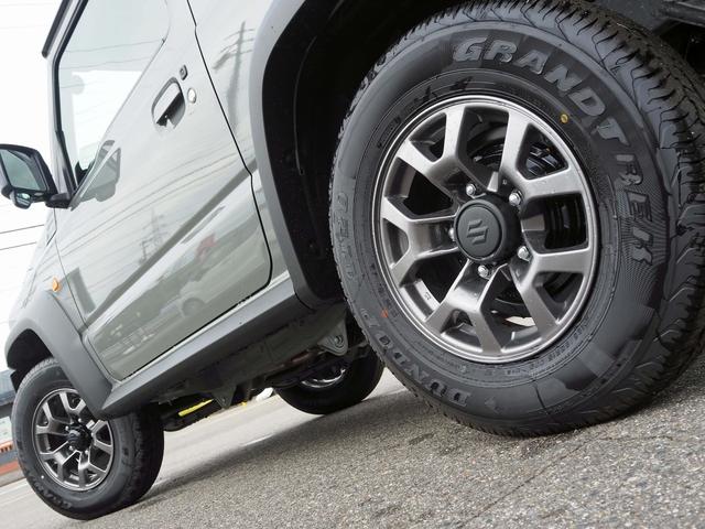 ジムニーシエラ ＪＣ　登録済み未使用車　純正フロアマット　セーフティサポート　デュアルカメラブレーキサポート　クルーズコントロール　ステアリモコン　リアソナー　アイドリングストップ　シートヒーター　スマートキー２個（13枚目）