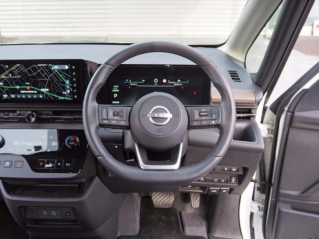 セレナ ｅ－パワー　ハイウェイスターＶ　純正１２．３インチナビ　アラウンドビューモニター　３６０度セーフティアシスト　プロパイロット　両側パワースライド　インテリジェントルームミラー　プロパイロットパーキング　ＡＣ１５００Ｗ　ＥＴＣ２．０（27枚目）