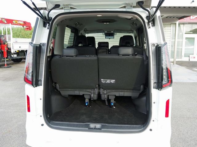 セレナ ｅ－パワー　ハイウェイスターＶ　純正１２．３インチナビ　アラウンドビューモニター　３６０度セーフティアシスト　プロパイロット　両側パワースライド　インテリジェントルームミラー　プロパイロットパーキング　ＡＣ１５００Ｗ　ＥＴＣ２．０（47枚目）