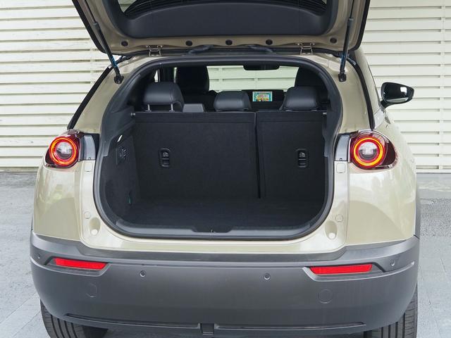 MX-30ロータリーEV ナチュラルモノトーン iアクティブセンス 純正ナビ 全周囲カメラ スマートブレーキサポート BSM レーダークルーズ 前後ドラレコ 前後ソナー BOSEサウンド ハーフレザー&パワーシート シートヒーター LEDヘッド(46枚目)